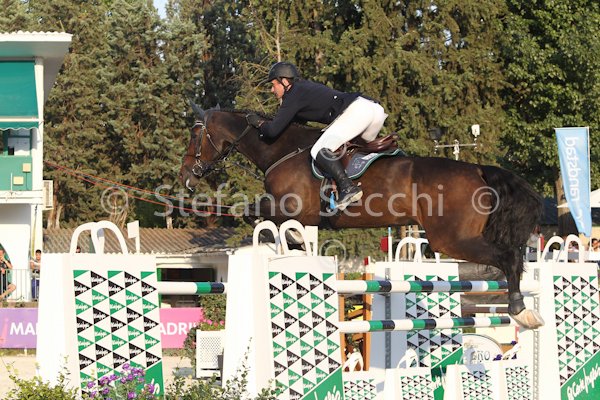 LYNCH_ALL INCLUSIVE_Madrid_2011_SS3_0569.jpg